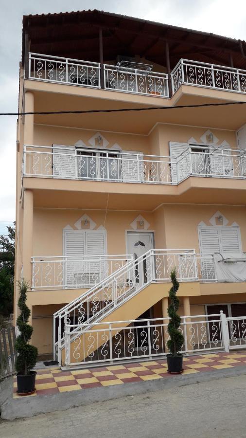 House Dilena Tsimtsiri Luxury Apartment 1 Лименария Екстериор снимка